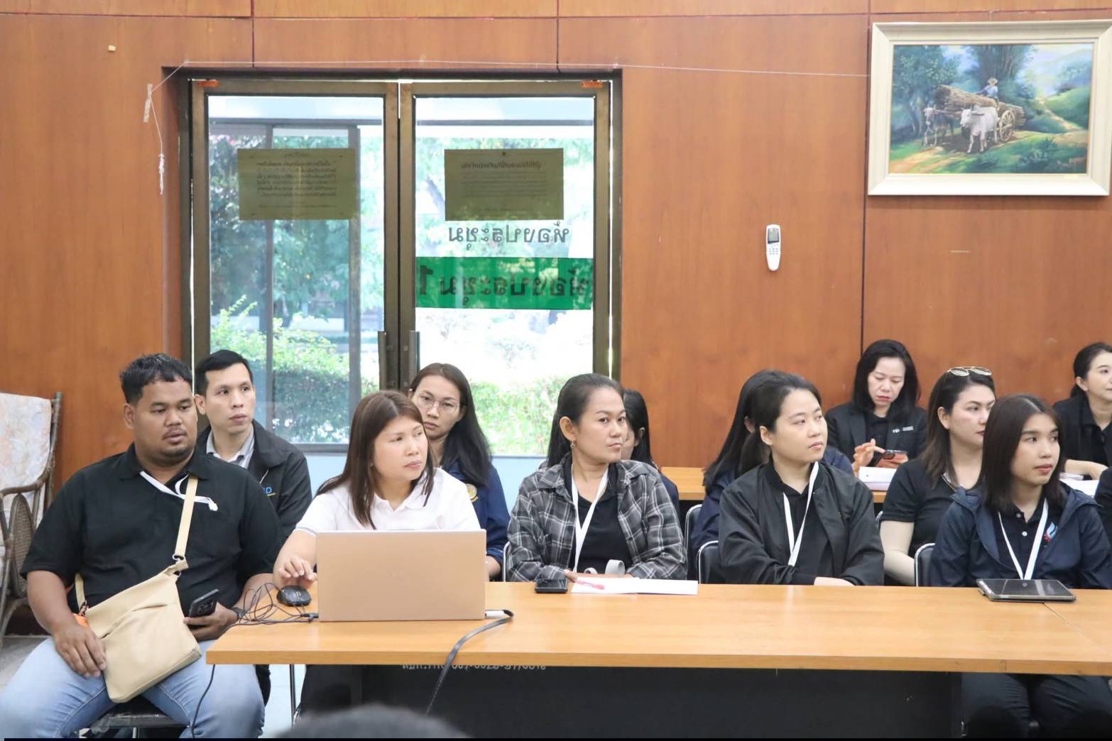 title - ผอ.ศพส. มอบหมายให้ ผู้อำนวยการกลุ่มฝึกอบรมและการพัฒนาผลิตภัณฑ์ เป็นผู้บรรยายพิเศษ ในหัวข้อเรื่อง 